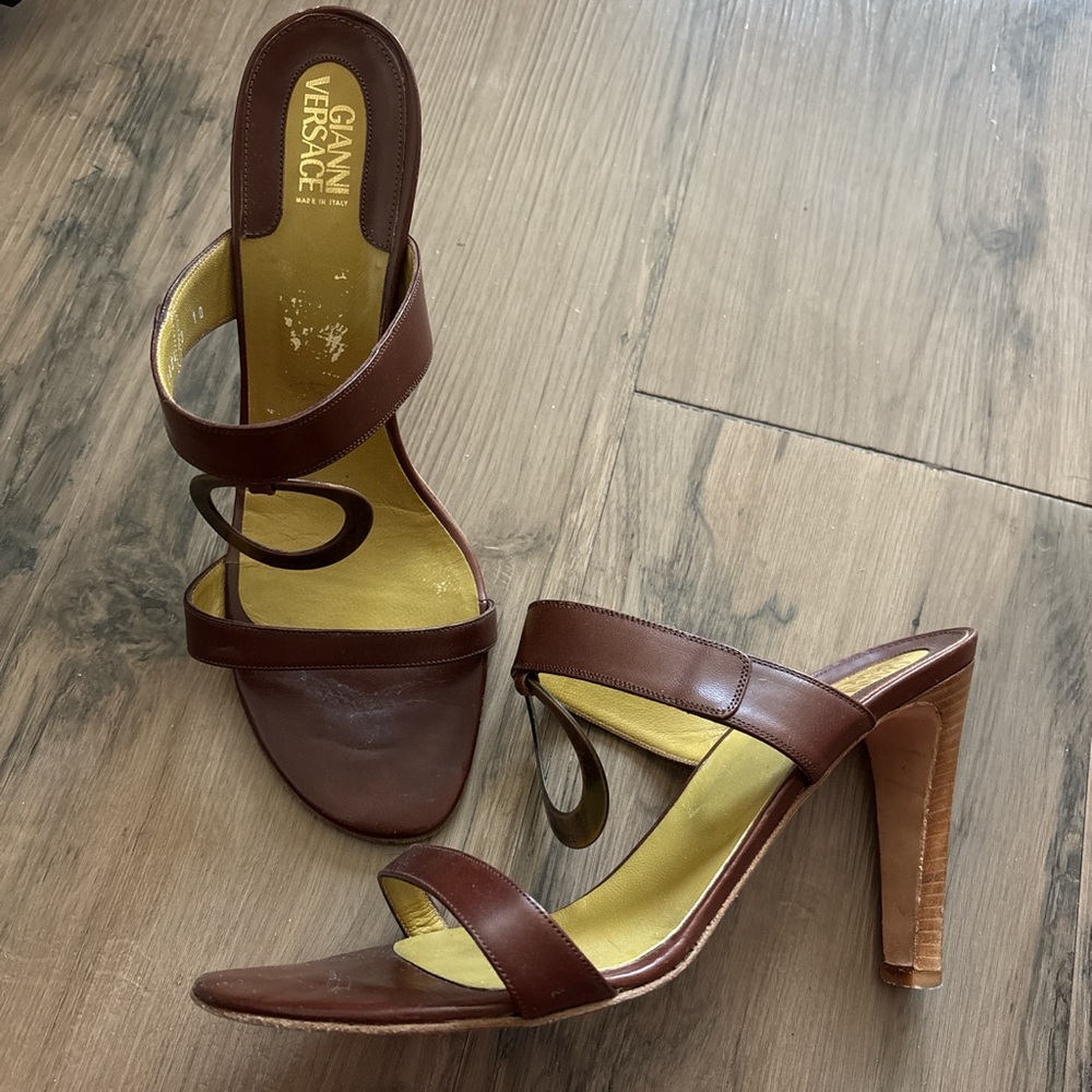 Vintage Versace Brown Leather Heels – Made in Italy